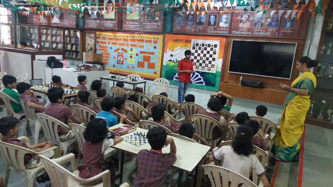 Join the best chess classes for beginners and learn chess from basics with expert guidance. Improve focus, strategy, step by step.