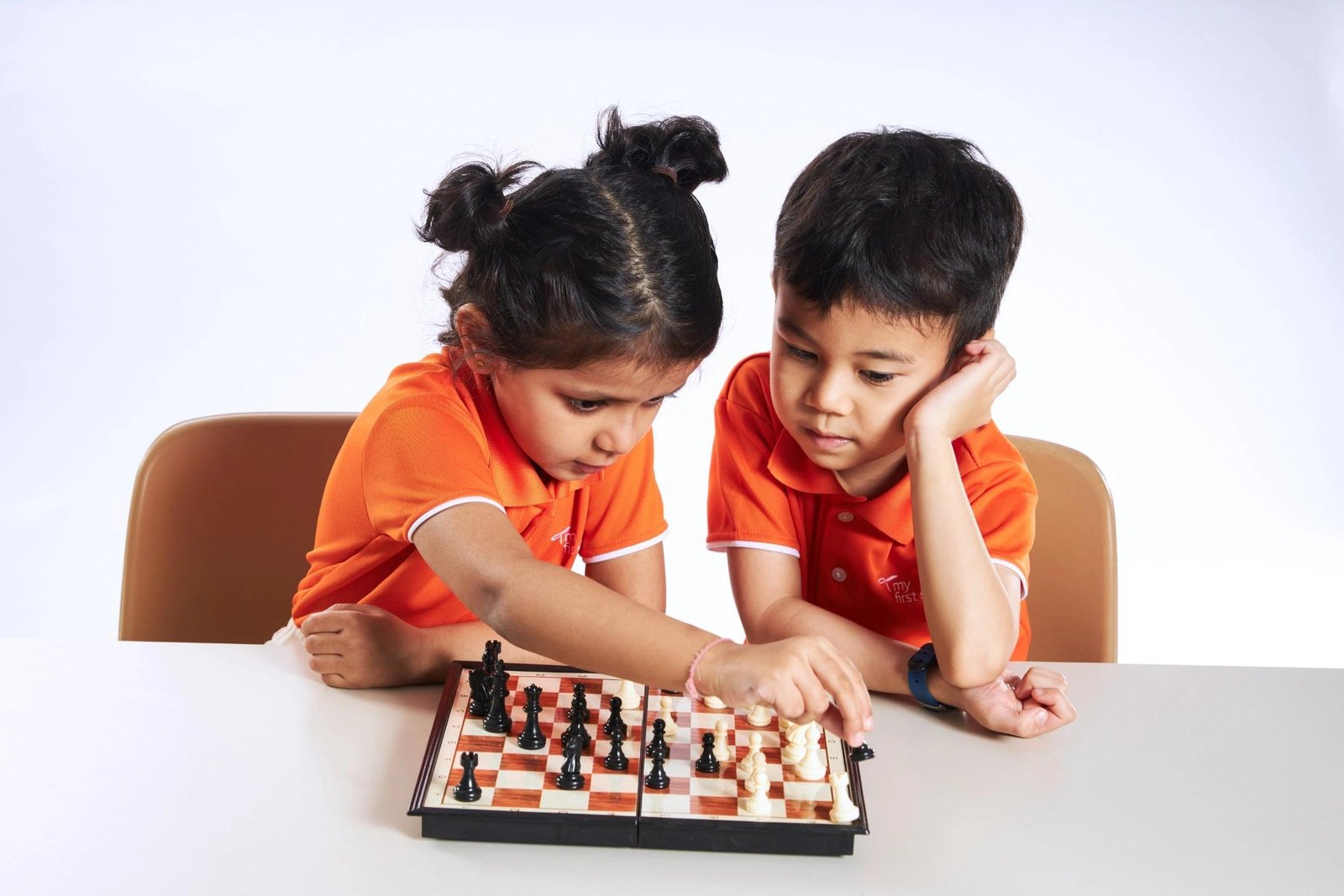 Benefits of chess for kids focus and growth